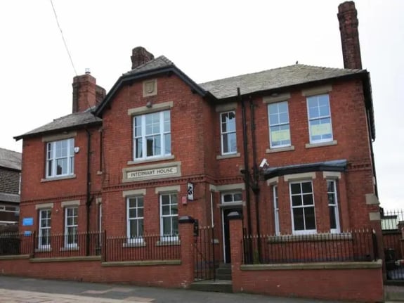Horwich Clinic 01